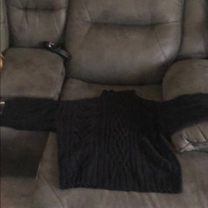 Knitted quarter sleeve cowl neck